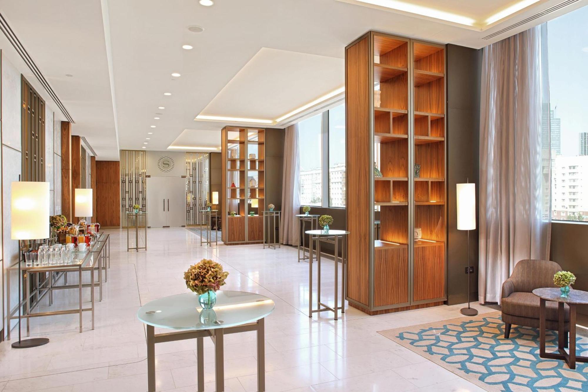Sheraton Astana Hotel Exterior photo The lobby of the hotel